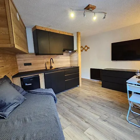 Les Cimes De Caron *